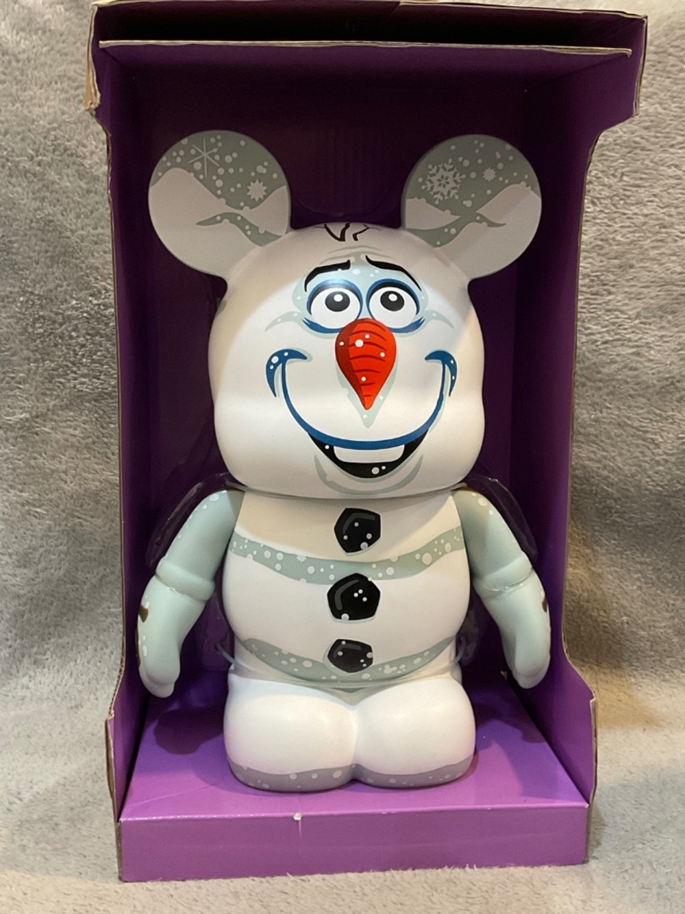 Walt Disney World 9” Vinylmation Frozen Olaf collectible figurine DAMAGED BOX
